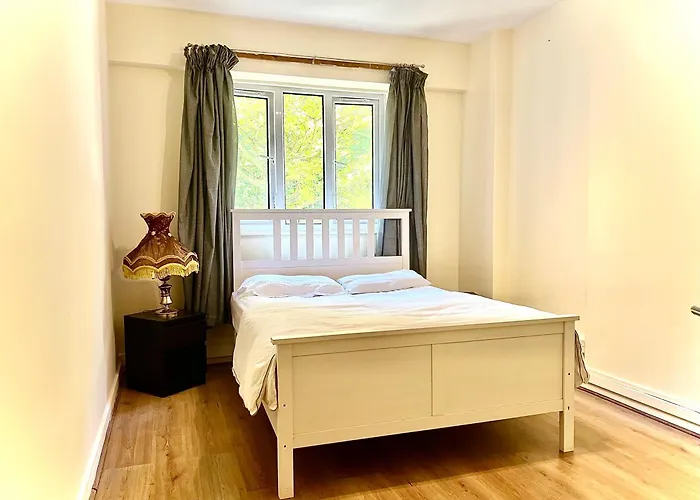 3 Bedroom Apartment, Prime Central London W2